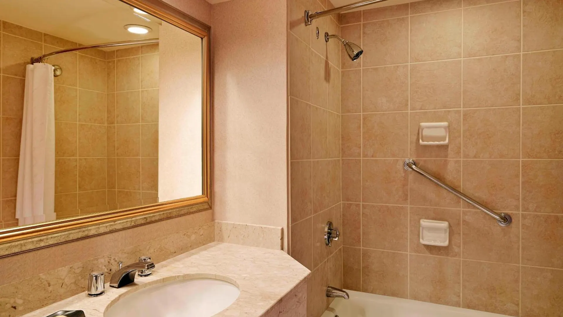 Sheraton Music City Nashville Airport Hotel