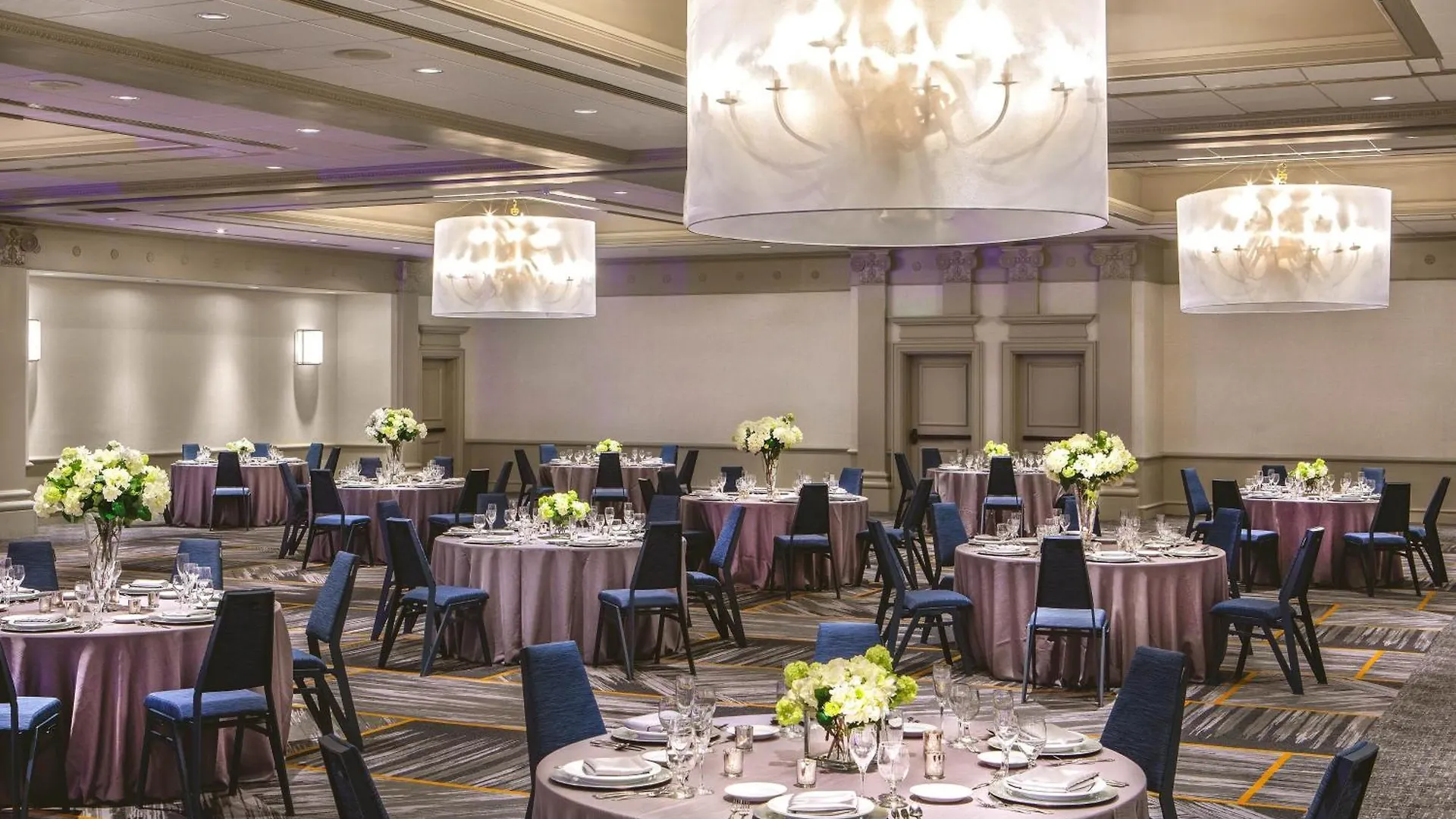 Sheraton Music City Nashville Airport Hotel