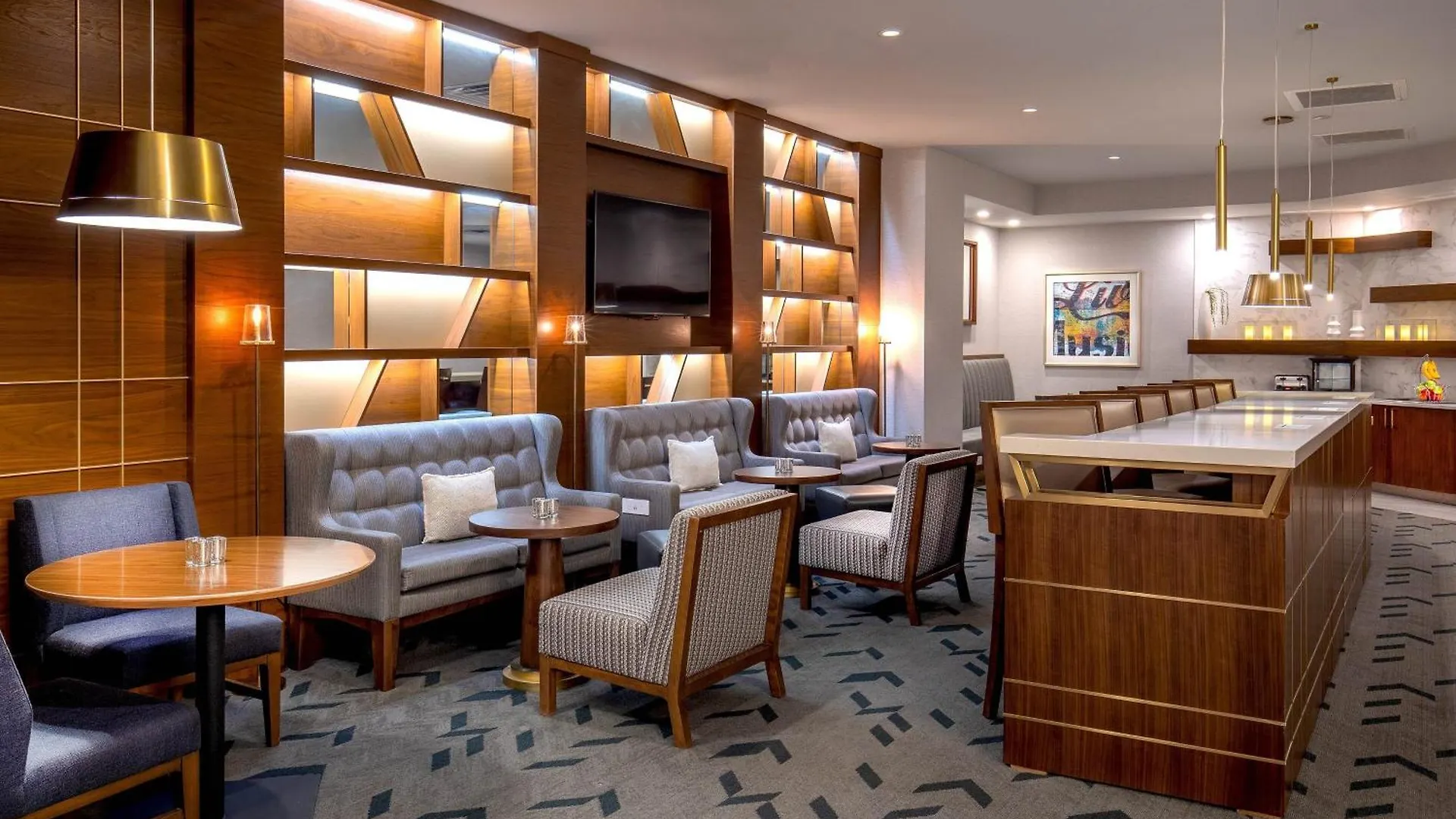 Sheraton Music City Nashville Airport 4*,